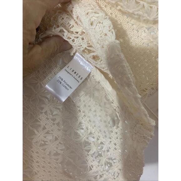 Lioness Unveiling Shirt Revolve NWT Small SheerFeminine Girlie - Picture 10 of 13